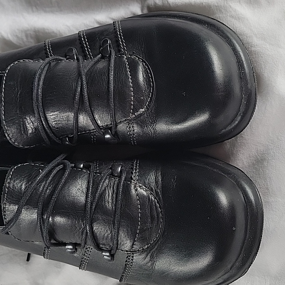 Dansko Shoes - Picture 3 of 6